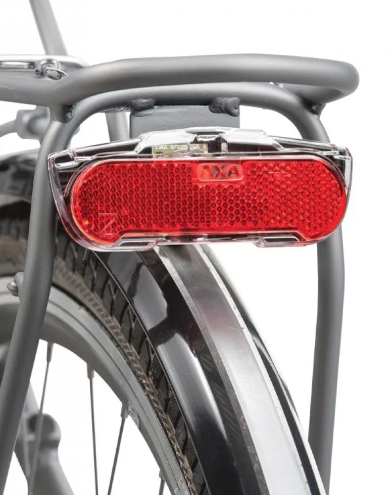 AXA Slim Steady LED Gepäckträgerrücklicht 50&#8239;mm, Standlicht, StVZO-konform, für Dynamo & 6V E-Bike, Reflektor integriert, 20&#8239;mm Bauhöhe&#8203;