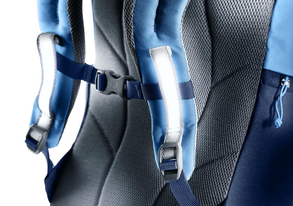 Deuter Waldfuchs 14 Kinderrucksack wave-nightblue - 14 Liter, 390 Gramm, Maße 37x22x17 Zentimeter, Rückenlänge 24-30 Zentimeter, für Körpergröße 98-130 Zentimeter, Zuladung 1-3 Kilogramm