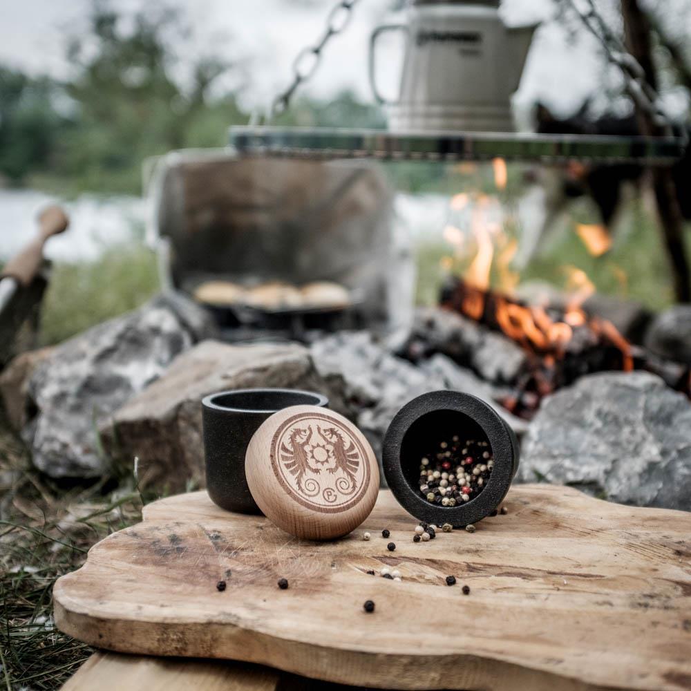 Petromax Handmörser Gusseisen  Robuster Gewürzmörser mit Stößel für intensive Aromen, perfekt zum Mahlen von Kräutern und Gewürzen, langlebig und stilvoll für die Küche