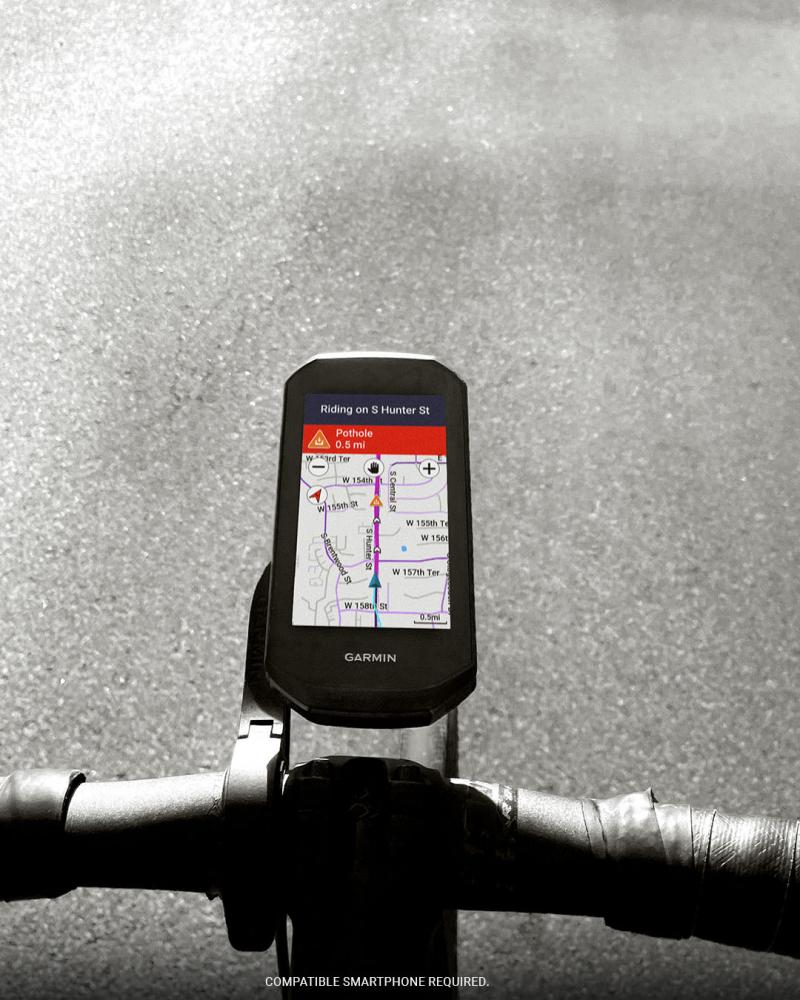 Garmin Edge 1050 GPS-Fahrradcomputer: 3,5" LCD, 480x800 Pixel, bis zu 20h Akkulaufzeit, GroupRide, Garmin Pay, vorinstallierte Fahrradkarten