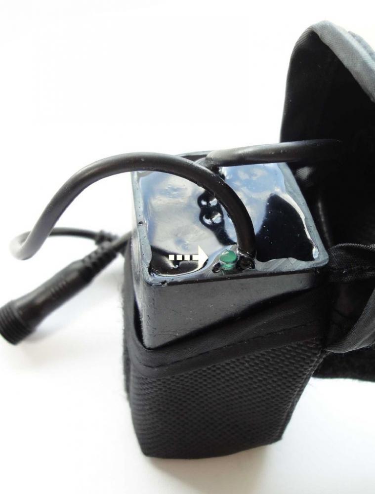 Busch&Müller B&M Bumm Pufferakku für E-WERK mit Tasche und Klettband mit Kabel