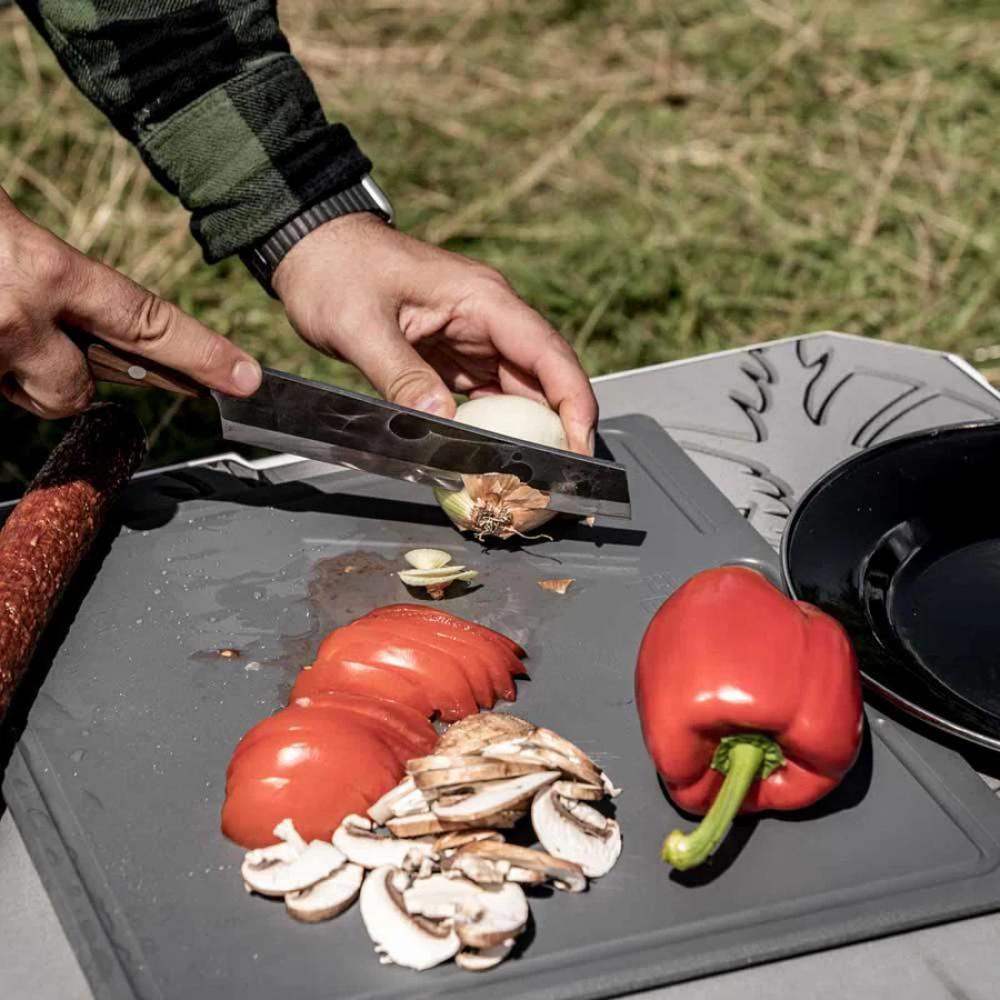 Petromax Schneide- und Trennbrett für Kühlbox KX50, Kunststoff, 34,4 x 35,6 cm, spülmaschinengeeignet, mit Ablaufrinne, ideal für Camping und Outdoor