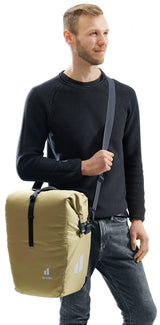 Deuter Valbona 20+5 Gepäckträgertasche 25 Liter Desert - Wasserdicht mit Roll-Top
