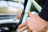 TRELOCK Halterung ADD IT - universelle Fahrradhalterung zur flexiblen Montage von Schlössern - Flaschen und Zubehör am Rahmen passend für 64mm Flaschenhalterpunkte - Adapter